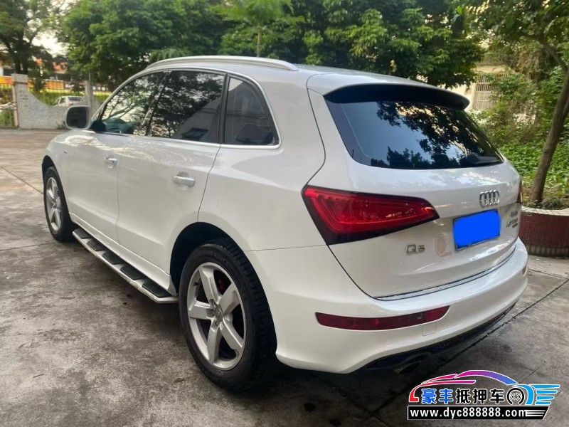 18年奥迪Q5轿车抵押车出售