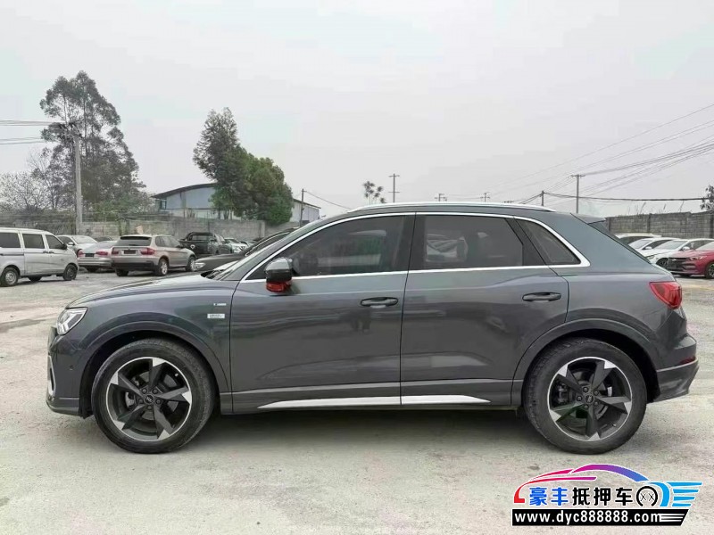 23年奥迪Q3轿车抵押车出售