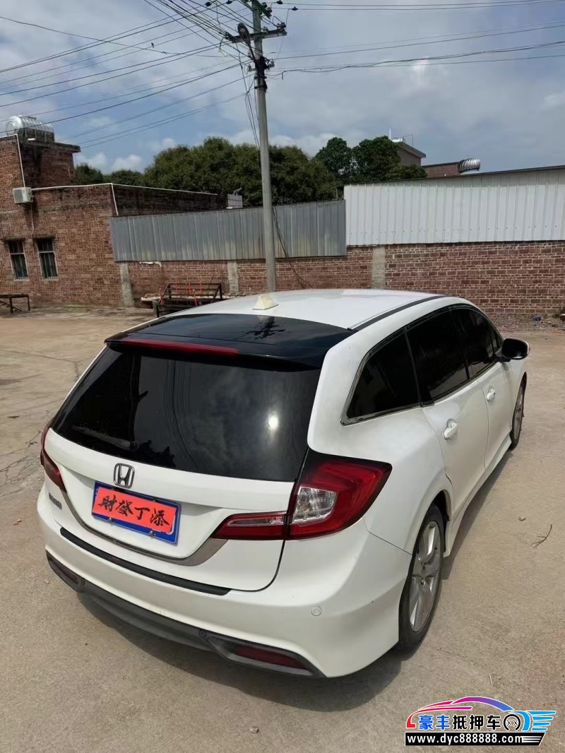 13年本田杰德轿车抵押车出售