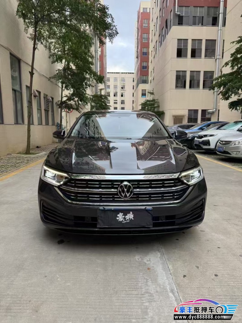 22年大众速腾轿车抵押车出售