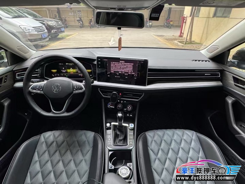 22年大众速腾轿车抵押车出售