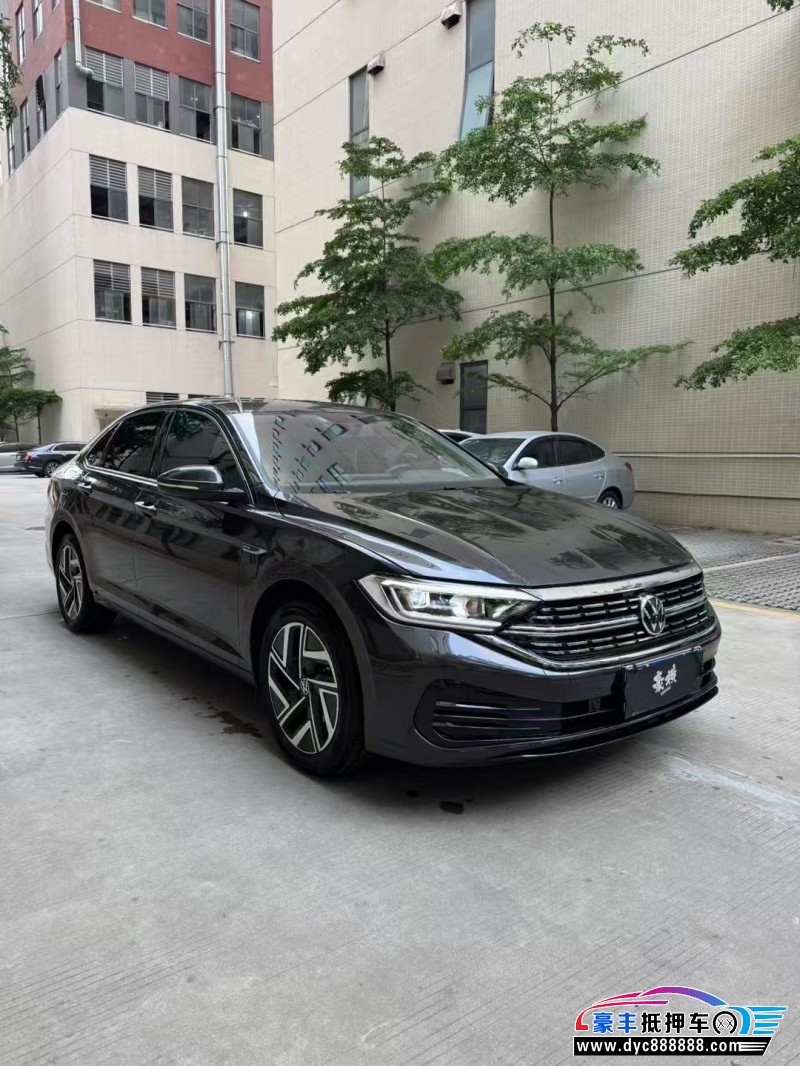 22年大众速腾轿车抵押车出售