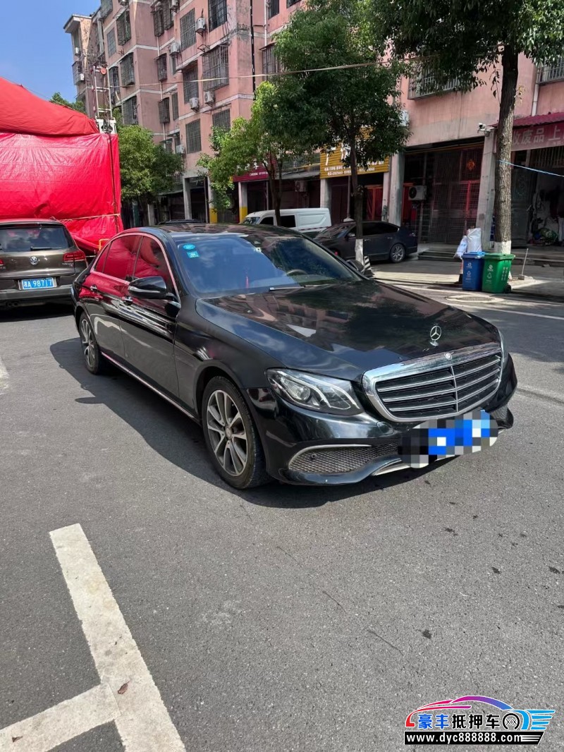 17年奔驰E轿车抵押车出售