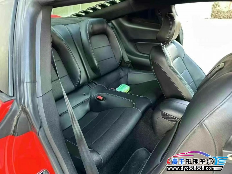 19年福特野马轿车抵押车出售