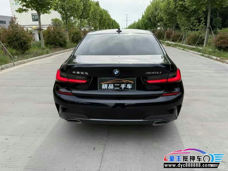 20年宝马3系轿车抵押车出售