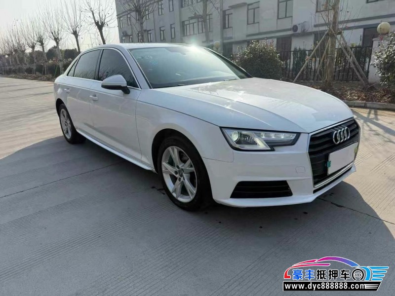 17年奥迪A4L轿车抵押车出售