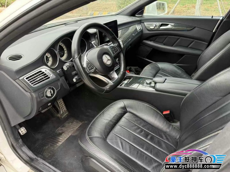 17年奔驰GLS轿车抵押车出售