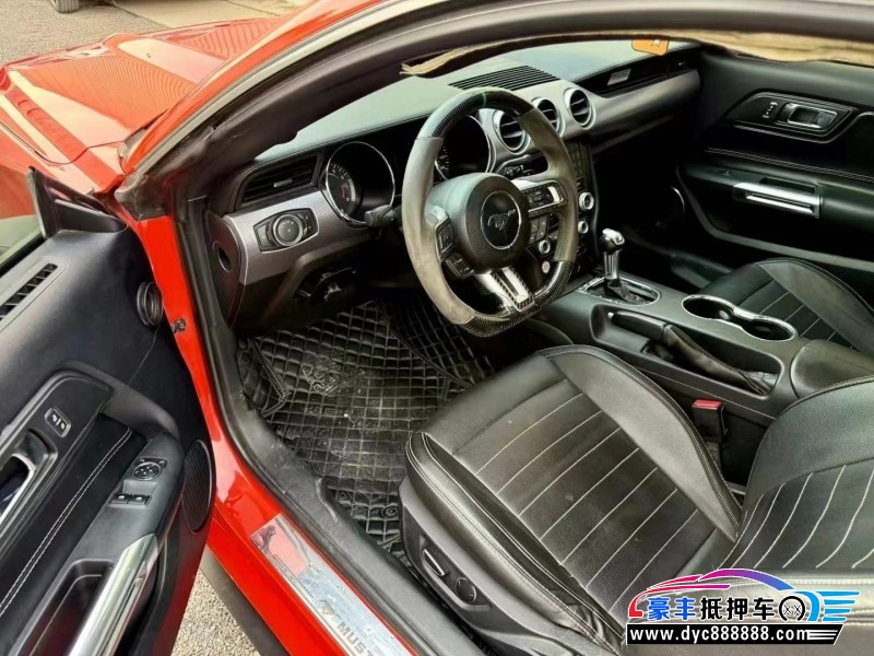 15年福特野马轿车抵押车出售