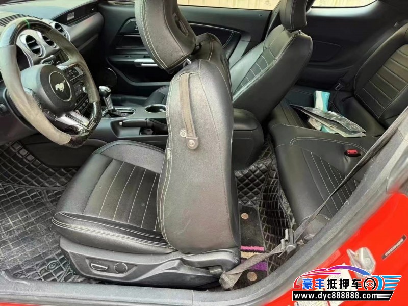 15年福特野马轿车抵押车出售