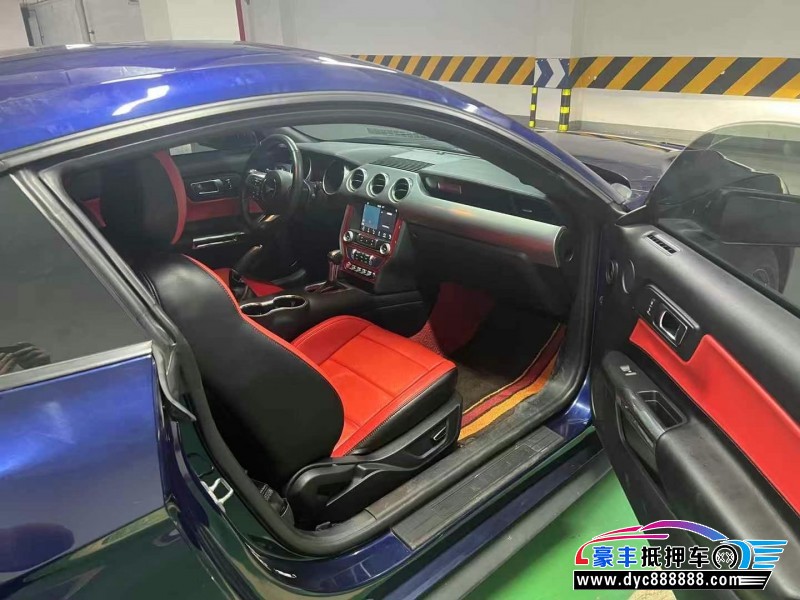 19年福特野马轿车抵押车出售