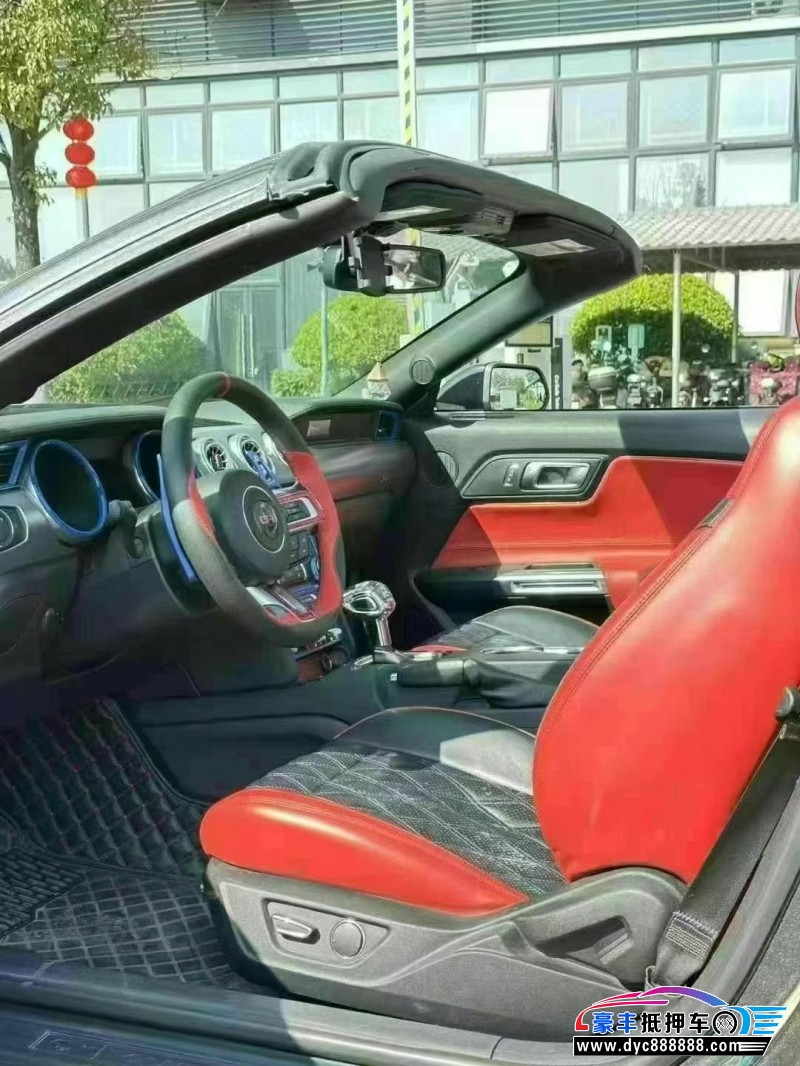 19年福特野马轿车抵押车出售