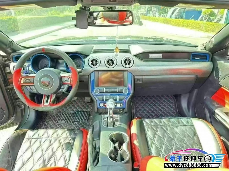 19年福特野马轿车抵押车出售