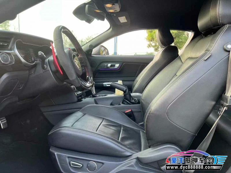 19年福特野马跑车抵押车出售