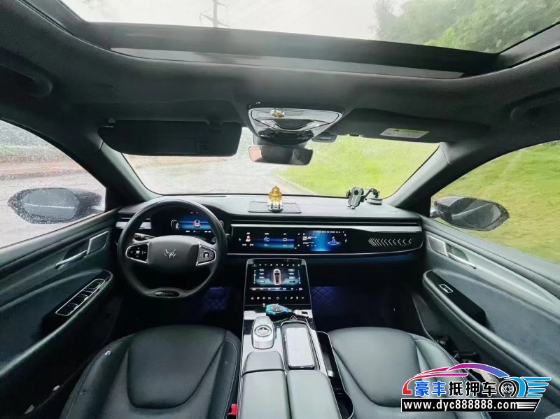 23年极狐阿尔法T轿车抵押车出售