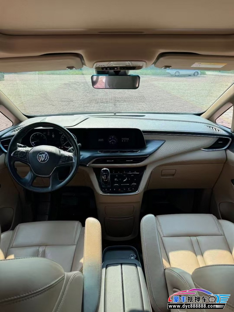 21年别克GL8轿车抵押车出售