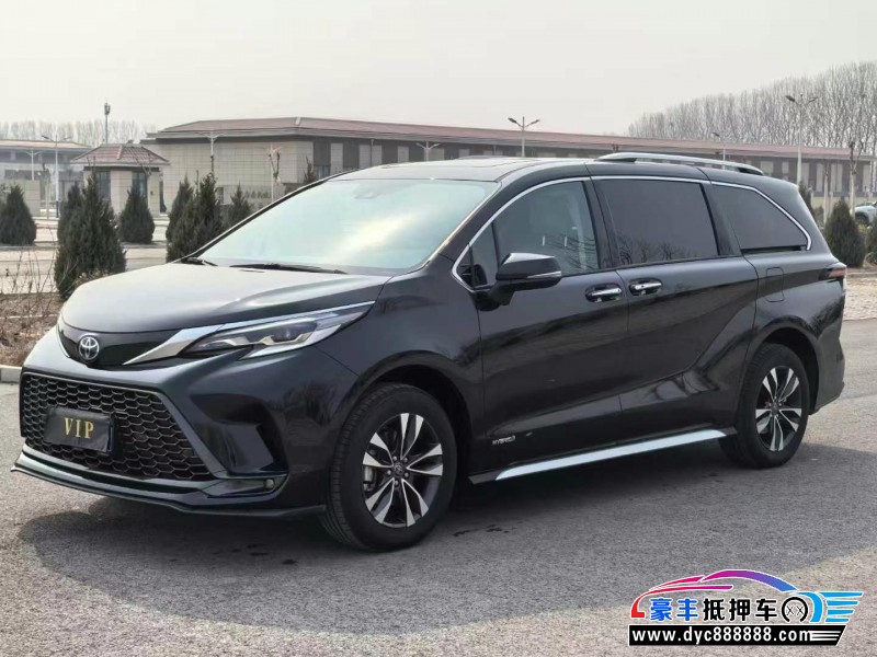 24年丰田格瑞维亚轿车抵押车出售