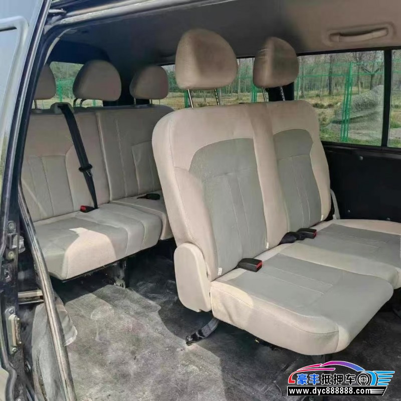 22年东风风行菱智轿车抵押车出售