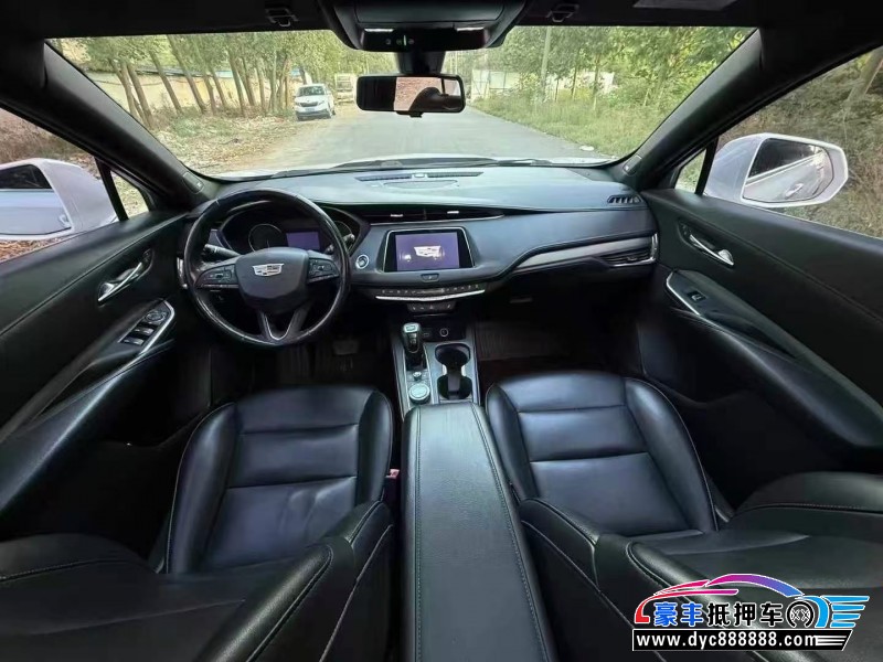 19年凯迪拉克XT4轿车抵押车出售