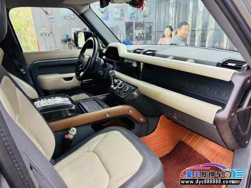 21年路虎卫士轿车抵押车出售