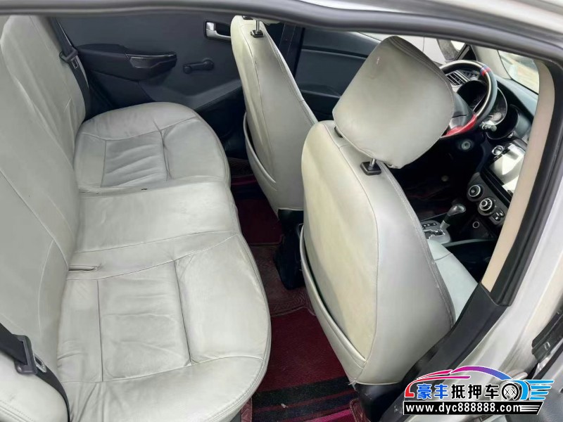 13年起亚K2轿车抵押车出售