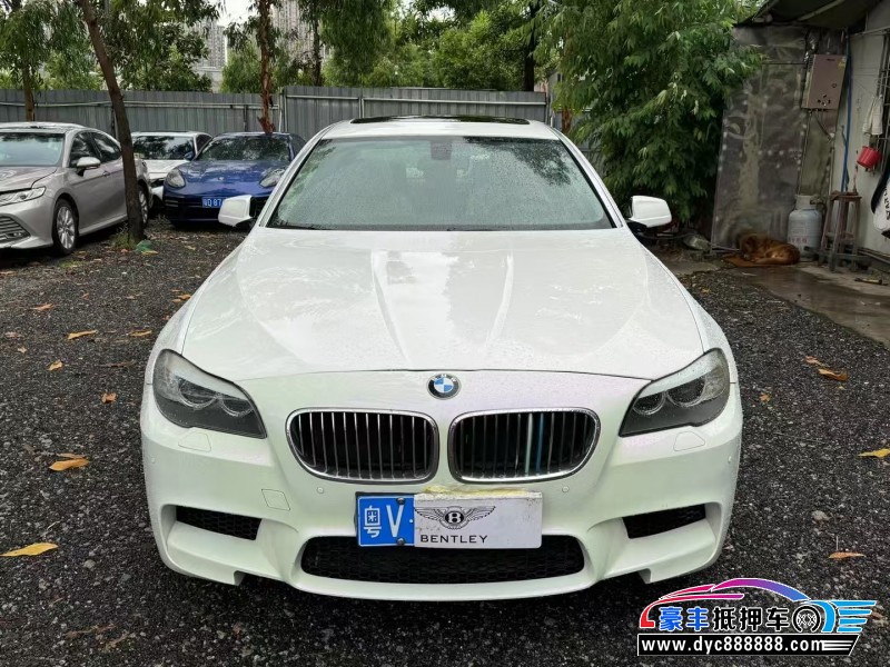 13年宝马5系轿车抵押车出售