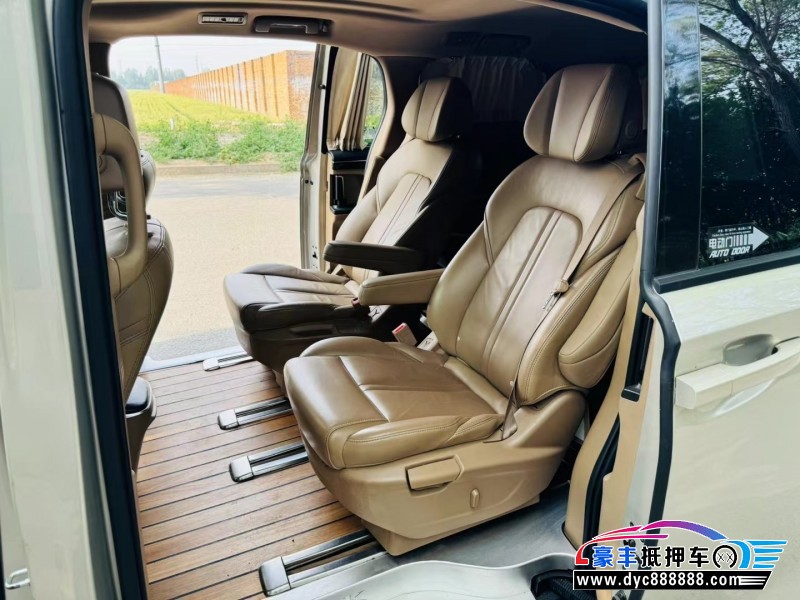 19年别克GL8轿车抵押车出售