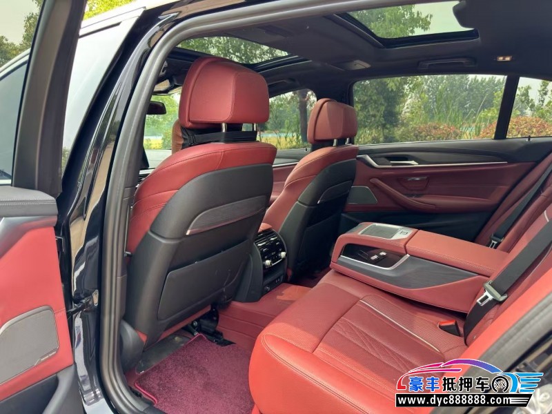 23年宝马5系轿车抵押车出售