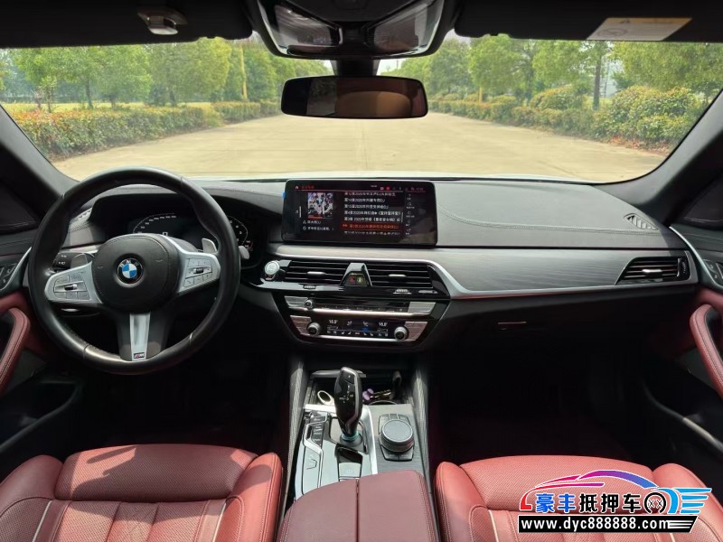 23年宝马5系轿车抵押车出售