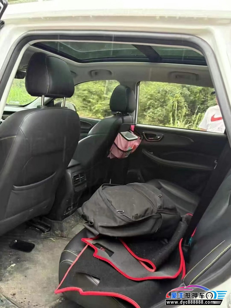 23年荣威RX5轿车抵押车出售