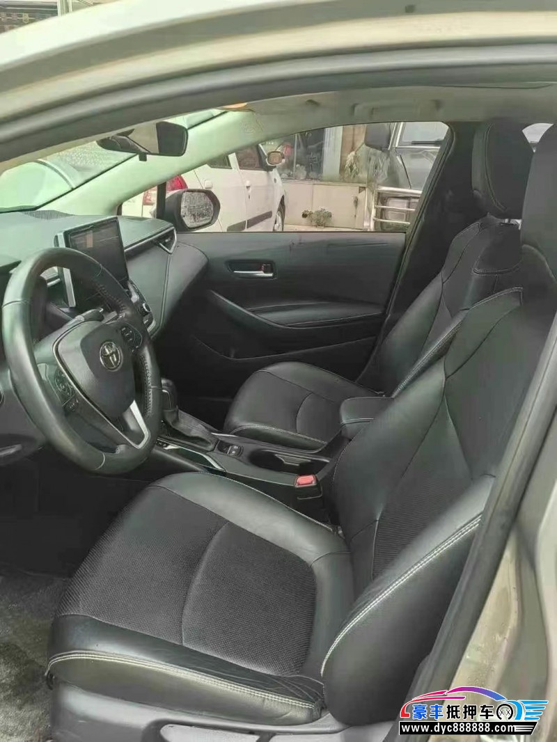 20年丰田卡罗拉轿车抵押车出售