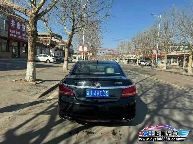 14年别克君越轿车抵押车出售