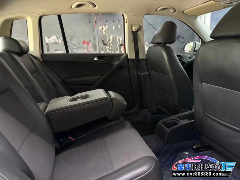 14年大众途观轿车抵押车出售