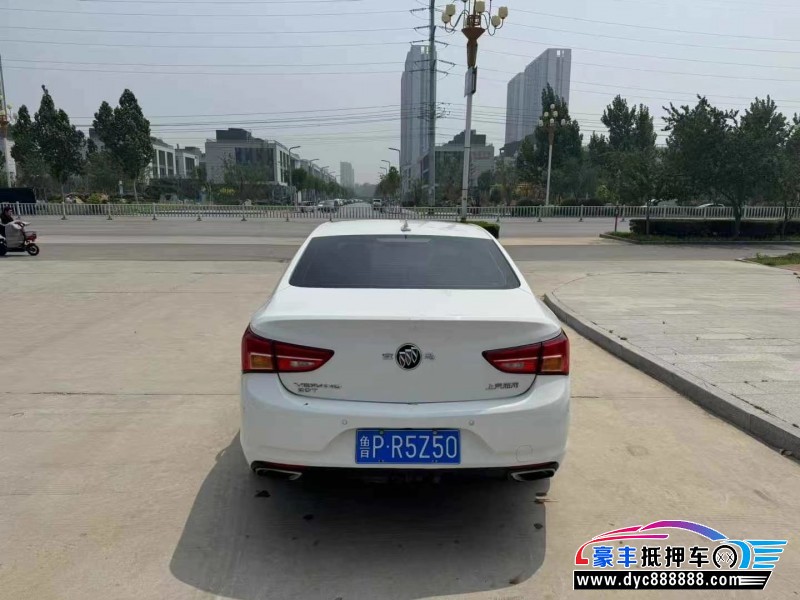 17年别克威朗轿车抵押车出售