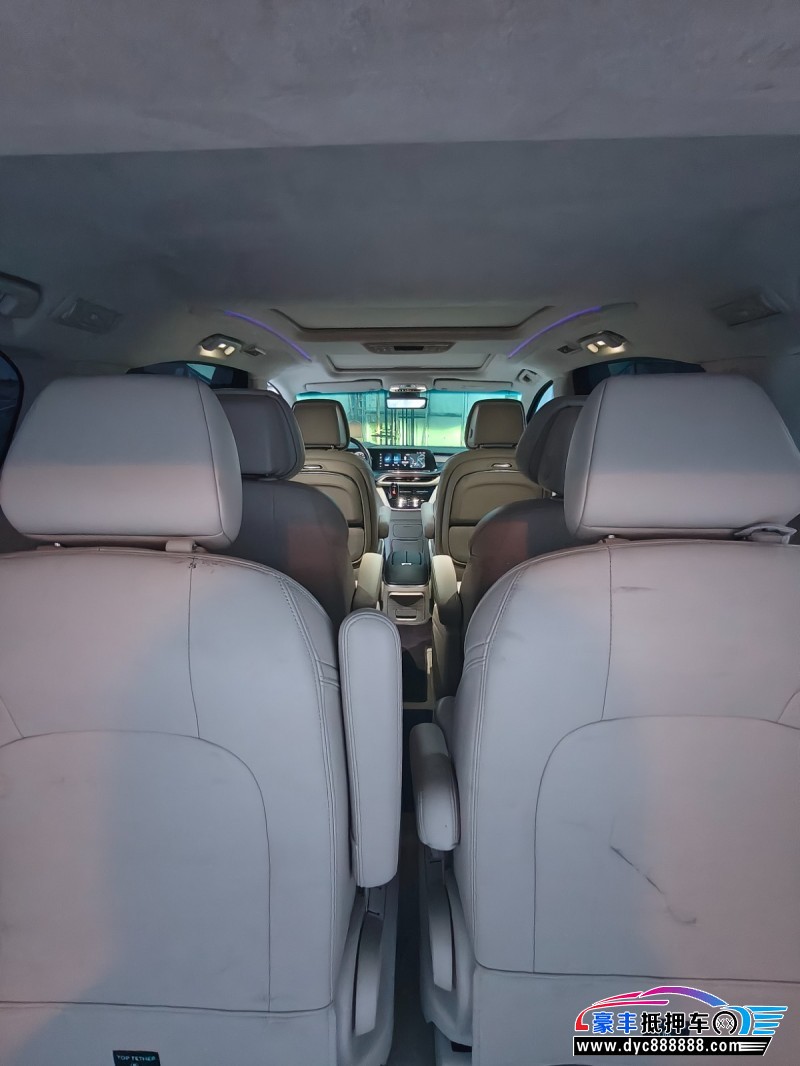 20年别克GL8轿车抵押车出售