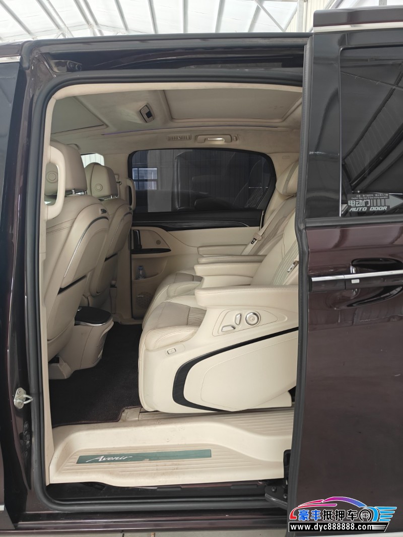 20年别克GL8轿车抵押车出售