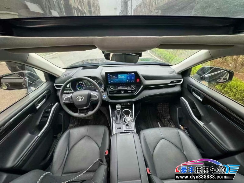 21年丰田汉兰达轿车抵押车出售