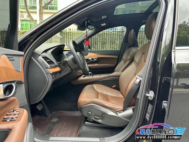 22年沃尔沃XC90轿车抵押车出售