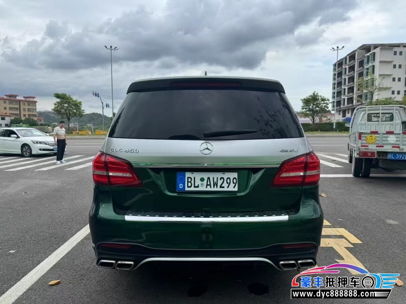 16年奔驰GLS轿车抵押车出售