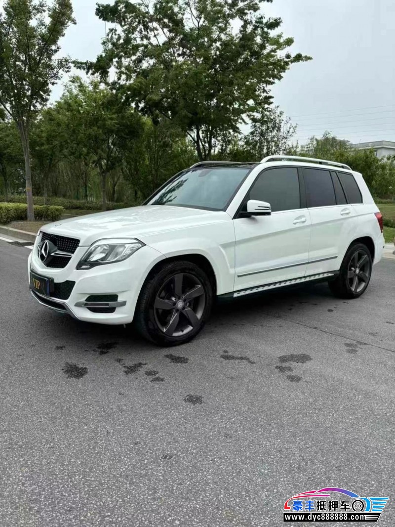 14年奔驰GLK轿车抵押车出售