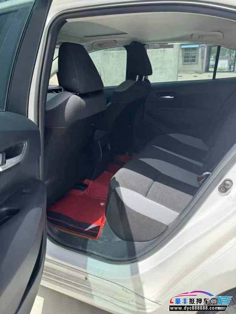 23年丰田卡罗拉轿车抵押车出售