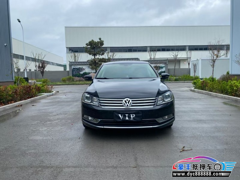 14年大众迈腾轿车抵押车出售