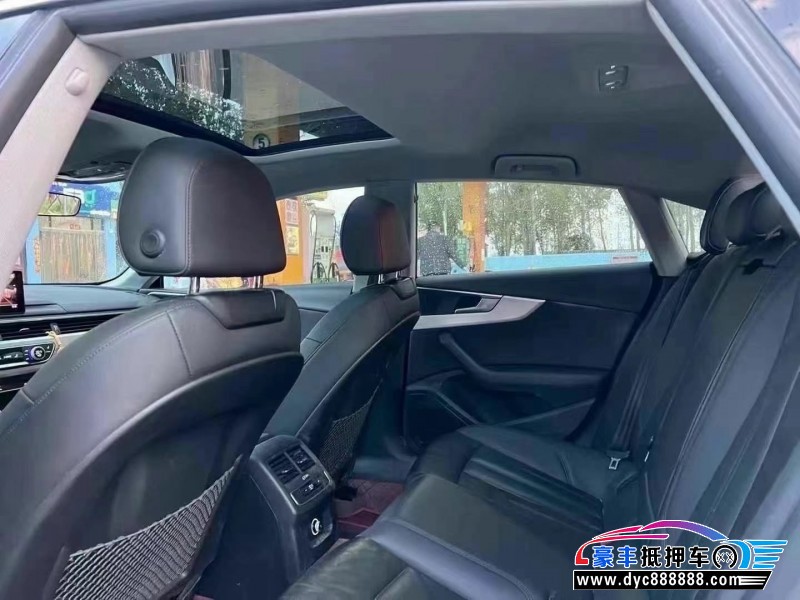 18年奥迪A5轿车抵押车出售