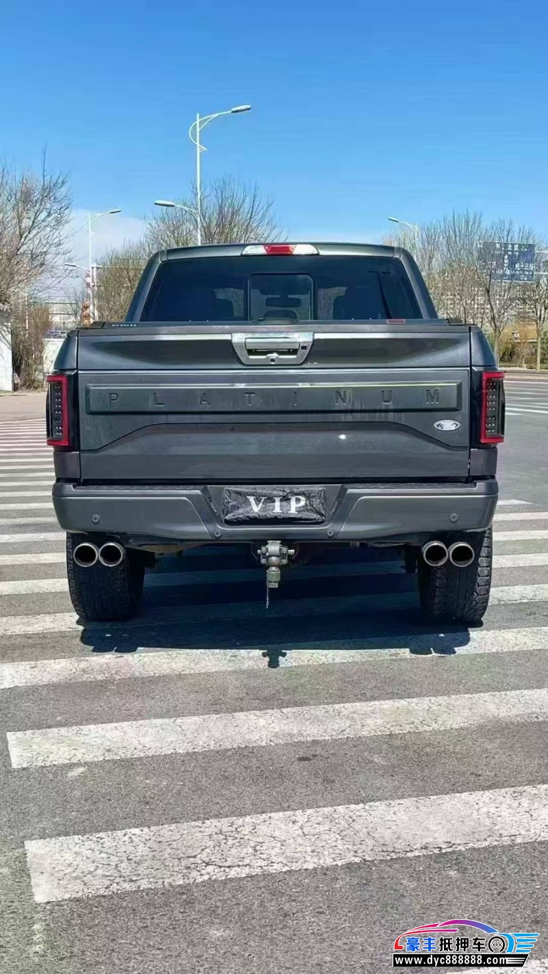 17年福特猛禽轿车抵押车出售