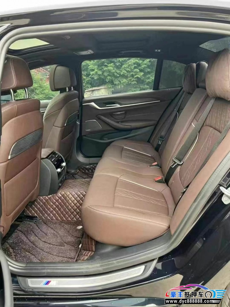 22年宝马5系轿车抵押车出售