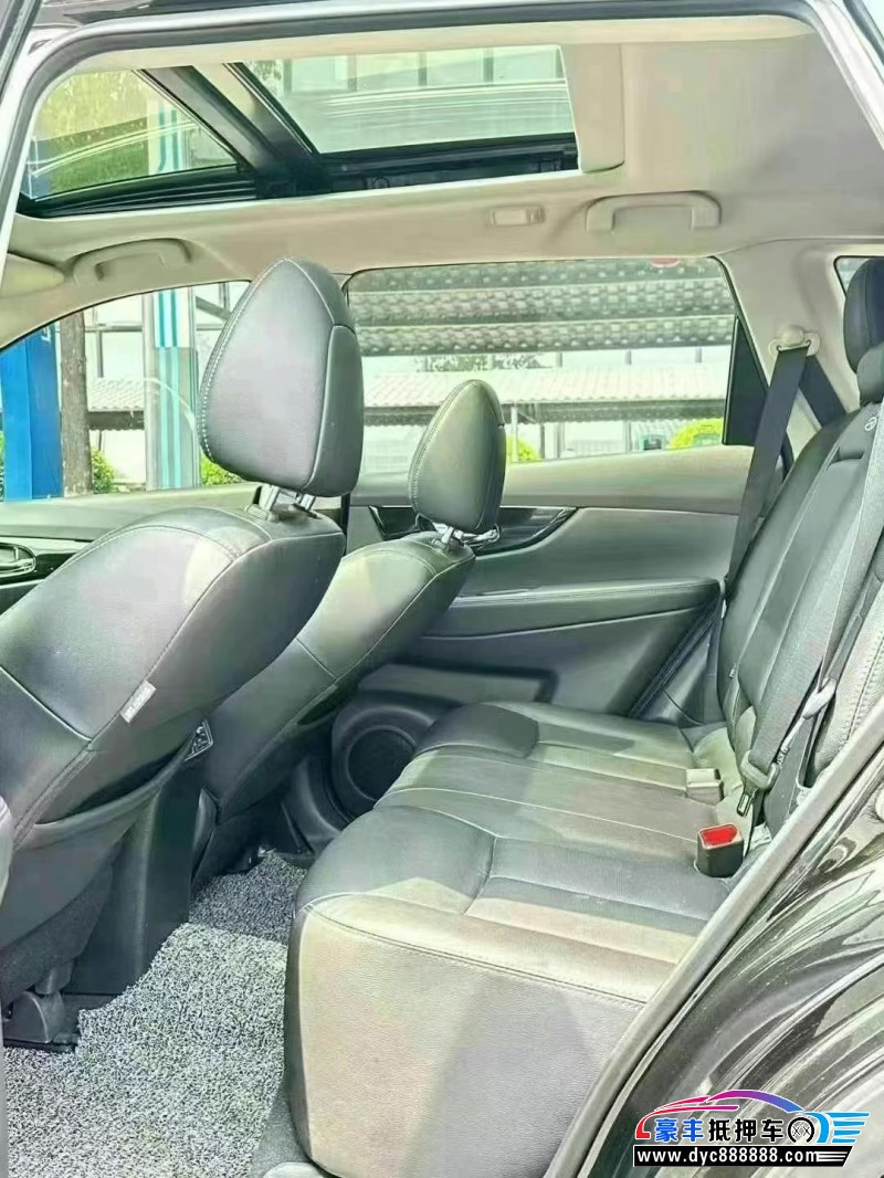 21年日产奇骏轿车抵押车出售