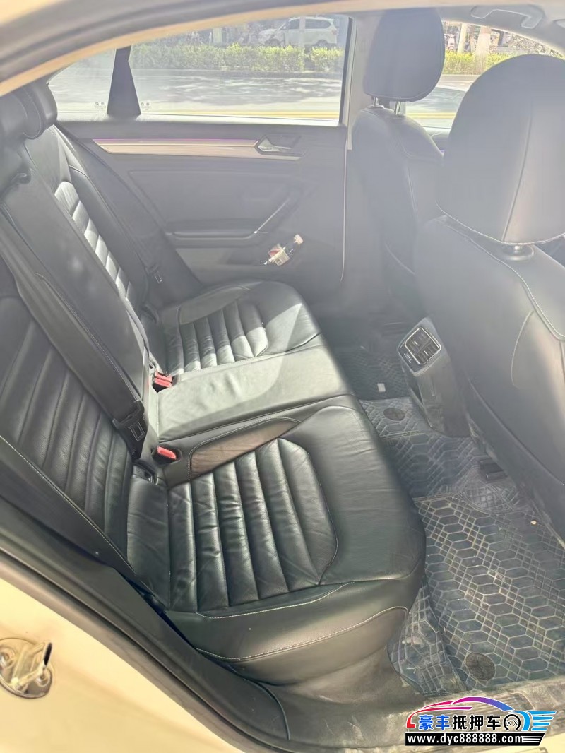 16年大众凌渡轿车抵押车出售