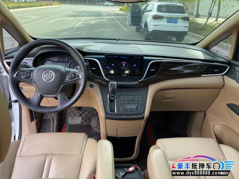 20年别克GL8MPV抵押车出售