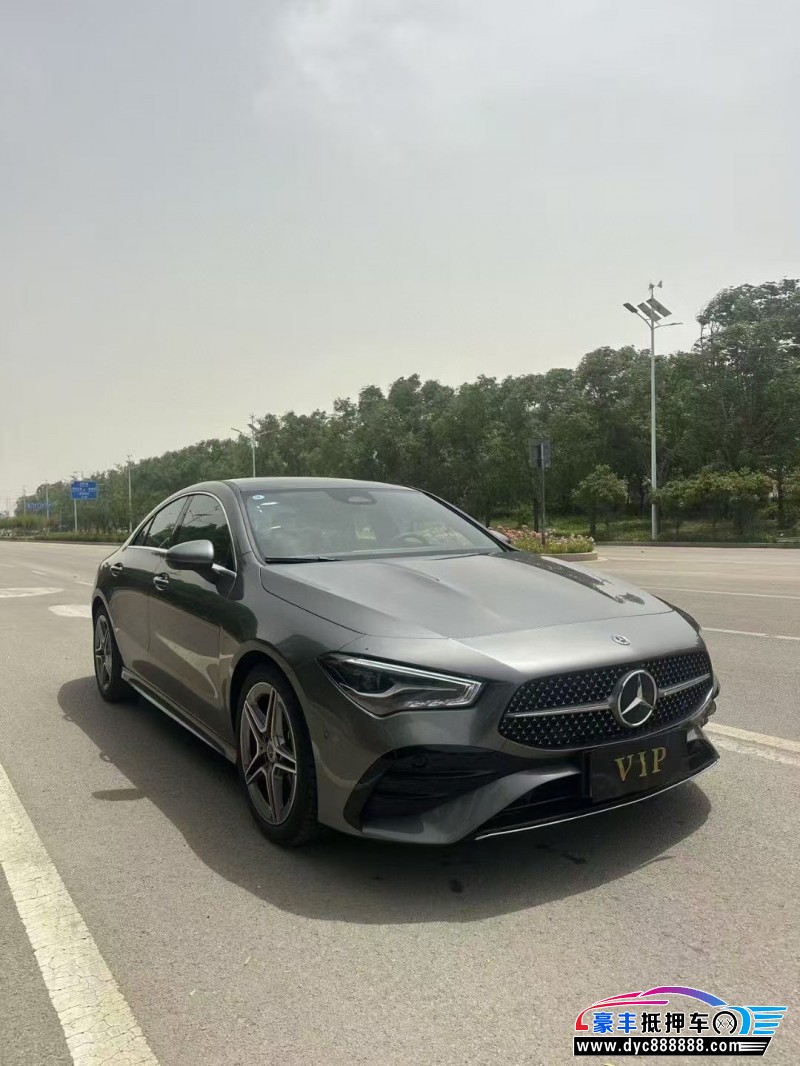 25年奔驰CLA轿车抵押车出售