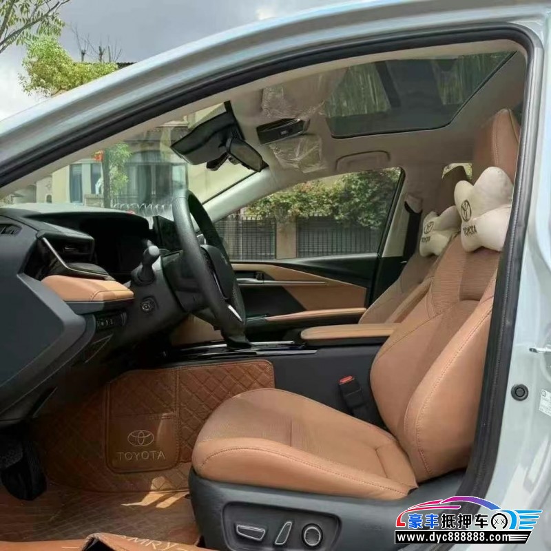 24年丰田凯美瑞轿车抵押车出售