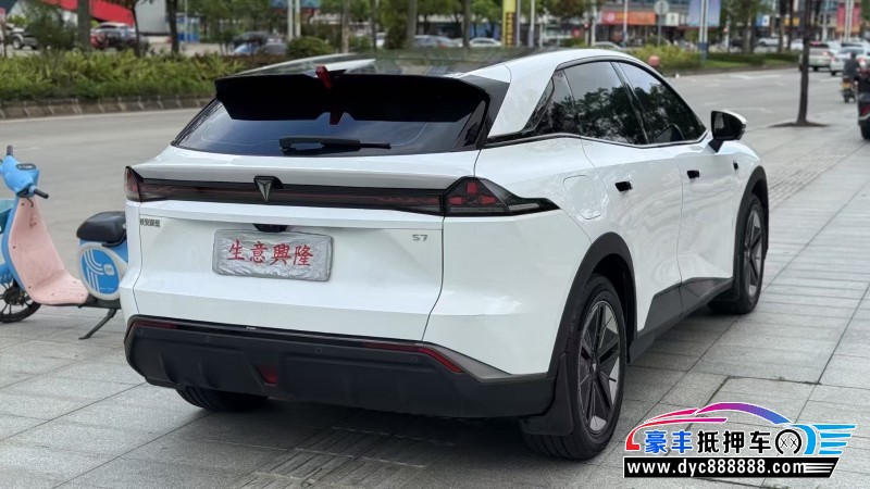 23年长安深蓝S7轿车抵押车出售